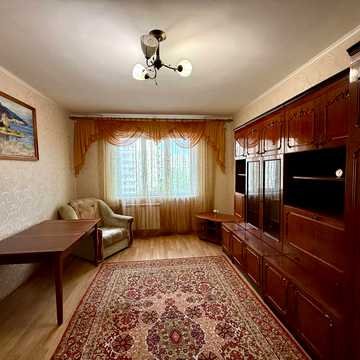 Академіка Єфремова вул. (Командарма Уборевича), 15