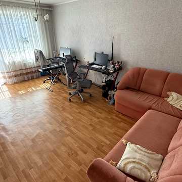 Героїв просп., 45