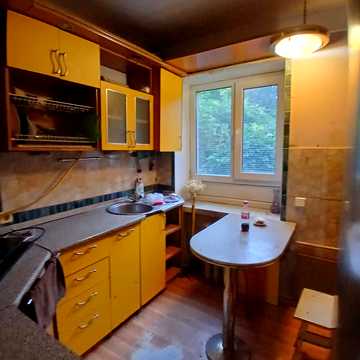 Героїв Майдану вул. (Гвардійська), 28