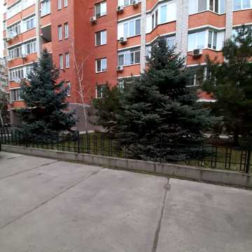 Добровольців вул. (Маршала Говорова), 11/1