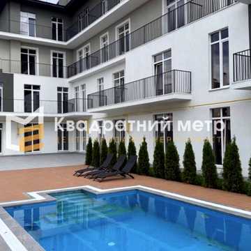 Фізкультурний пров., 16