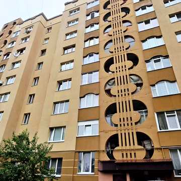 Андрія Мельника вул., 20