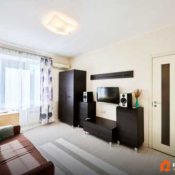 Білоруська вул., 36