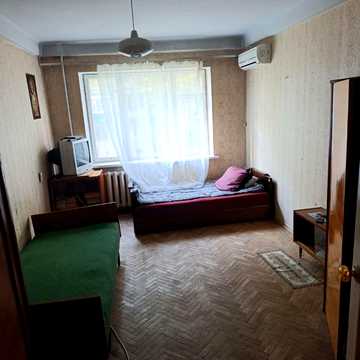 Зодчих вул., 18-Г