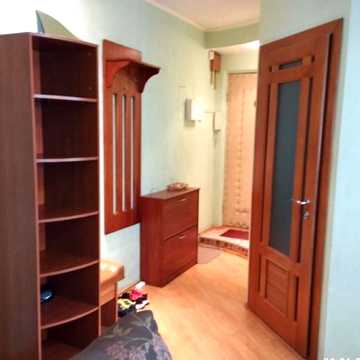 Кирило-Мефодіївська вул., 3/17