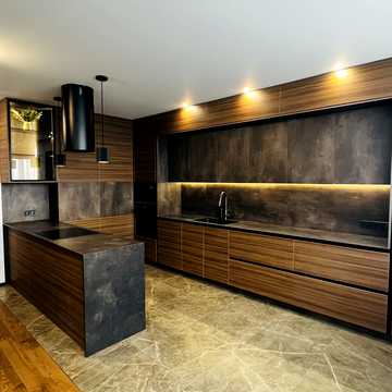 Загорівська вул. (Багговутівська), 25
