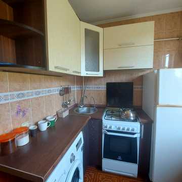Будівельників вул., 18-А