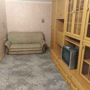 Олександра Махова вул. (Жолудєва), 6-Е
