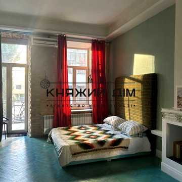 Саксаганського вул., 125