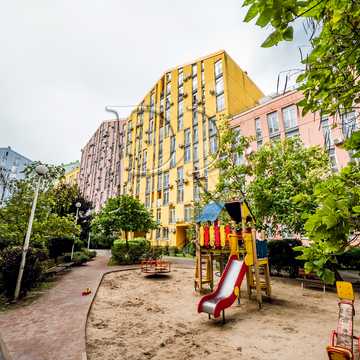 Регенераторна вул., 4к2