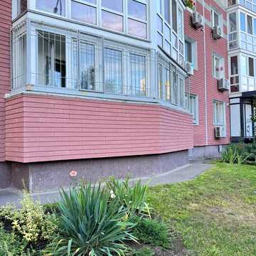 Бориса Гмирі вул., 22-Б