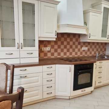 Генерала Шаповала вул. (Механізаторів), 2