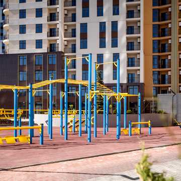 Краснова вул., 1-Б