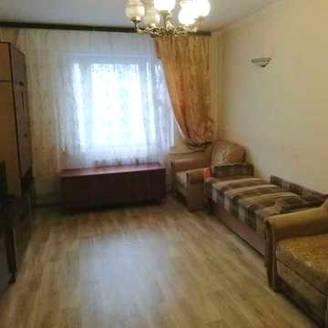 Райдужна вул., 39