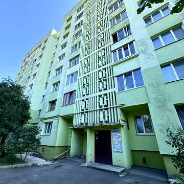 Кулика і Гудачека вул. (Макарова), 10