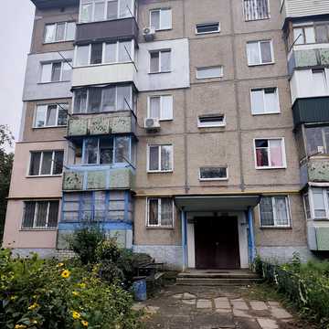 Подолинського вул., 24