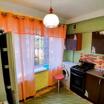 Воскресенський просп. (Перова), 4