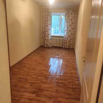 Карагандинська вул., 1