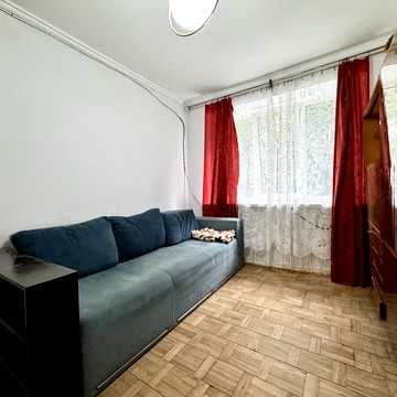 Круп'ярська вул., 16
