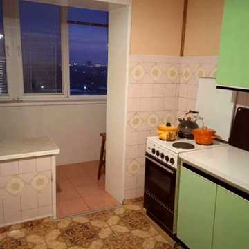 Райдужна вул., 33