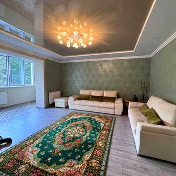 Гетьмана Петра Дорошенка вул., 18-Б