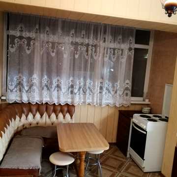 Миколи Бажана просп., 7