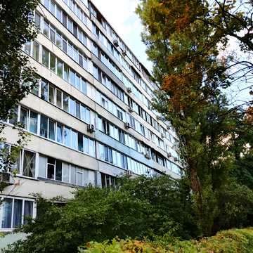 Солом'янська вул., 10