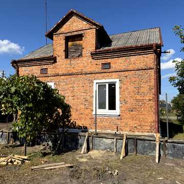 Миру вул., 17