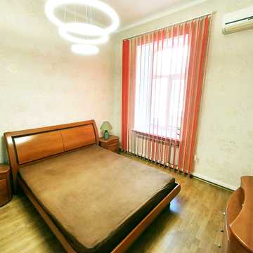 Шота Руставелі вул., 34