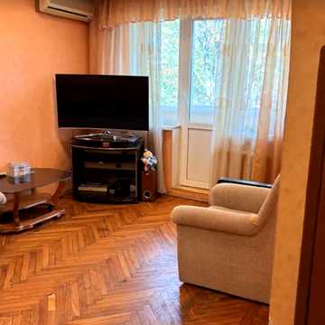 Каденюка вул. (Танкопія), 13а