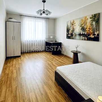 Урлівська вул., 38