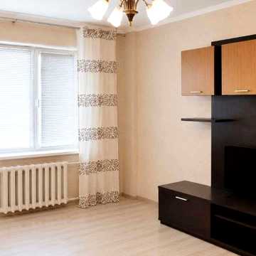 Героїв просп., 35