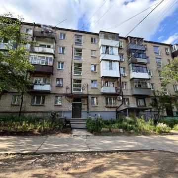 20-річчя Перемоги вул. (Кирила Осьмака), 3