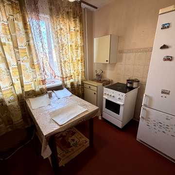 Червоної Калини просп. (Володимира Маяковського), 1-А