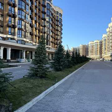 Яблунева вул., (вул. Щаслива, 56)