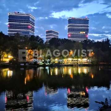 Ужгородський пров., 4/1