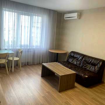 Лесі Українки бульв., 24