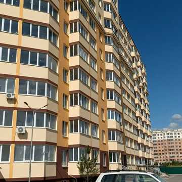 Бишівська вул., (Будинок 13)