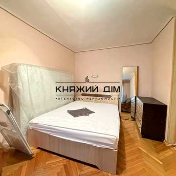 Добрий Шлях вул., 5