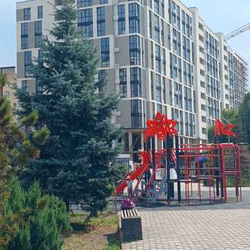 Гната Хоткевича вул., (Будинок)