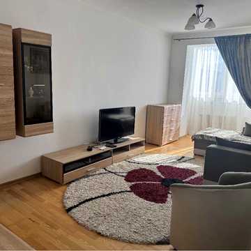 Івана Миколайчука вул., 6