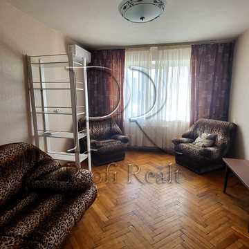 Ірпінська вул., 64