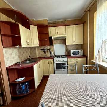 Князя Володимира вул., 36