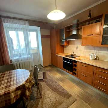 Миропільська вул., 39