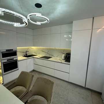 Соборна вул., 122