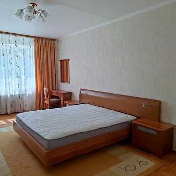 Бориспільська вул., 26-В
