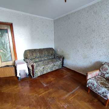 Академіка Богомольця вул., 13
