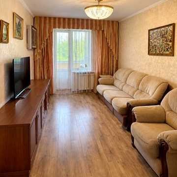 Голосіївський просп. (40-річчя Жовтня), 98/2
