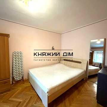 Добрий Шлях вул., 5
