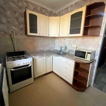 Героїв Дніпра вул., 61